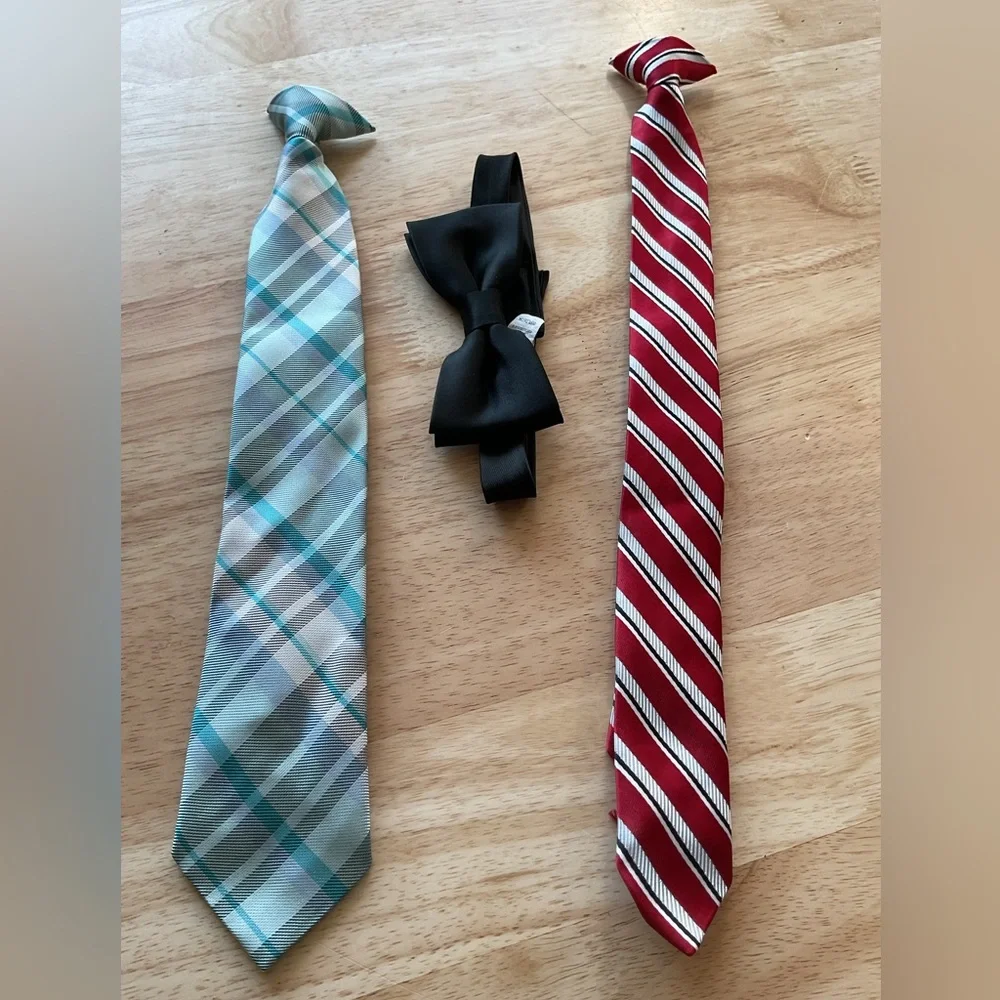 Lot x3 Clip-On Neckties Bow Ties Youth boys Black Blue Green Plaid Red Striped